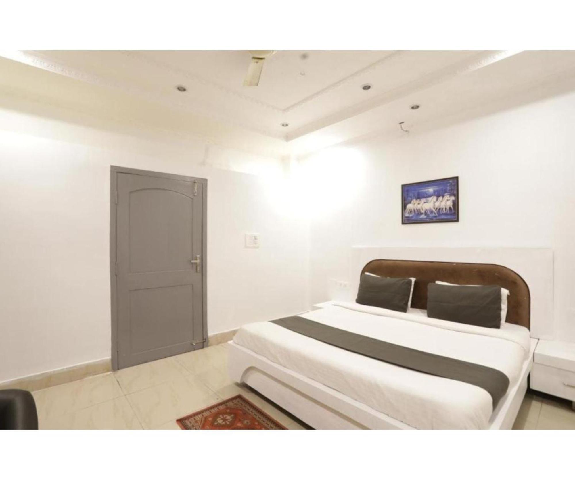Day S Inn Luxury Stay Near Care Hospital In Budget Friendly Price Best Seller Bhubaneswar Exterior foto