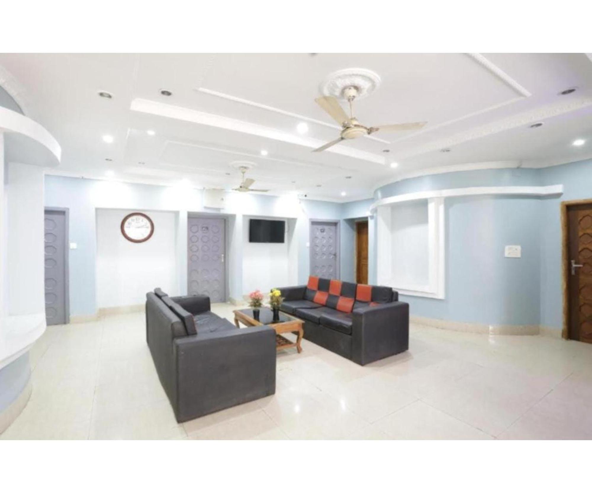 Day S Inn Luxury Stay Near Care Hospital In Budget Friendly Price Best Seller Bhubaneswar Exterior foto