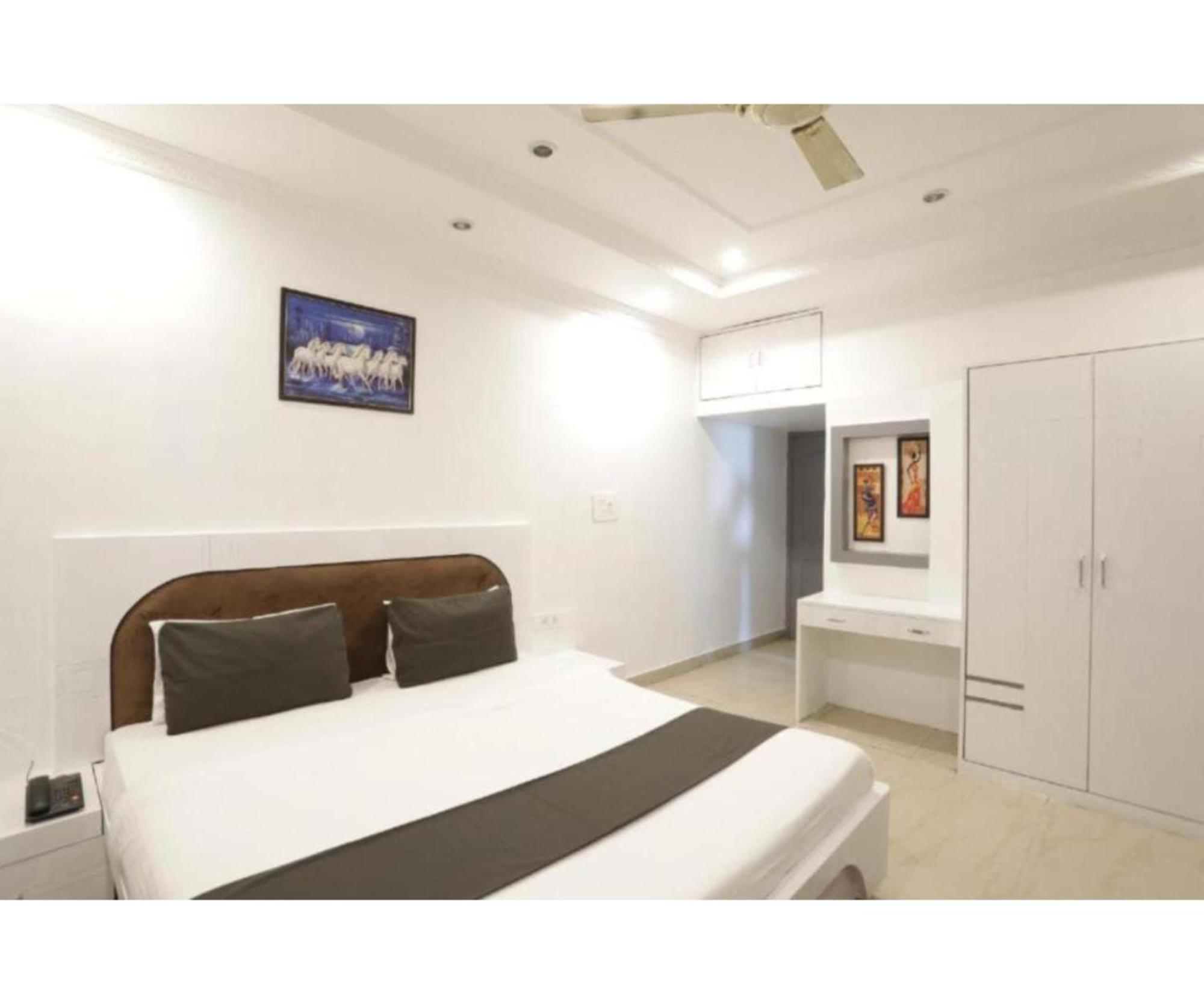 Day S Inn Luxury Stay Near Care Hospital In Budget Friendly Price Best Seller Bhubaneswar Exterior foto