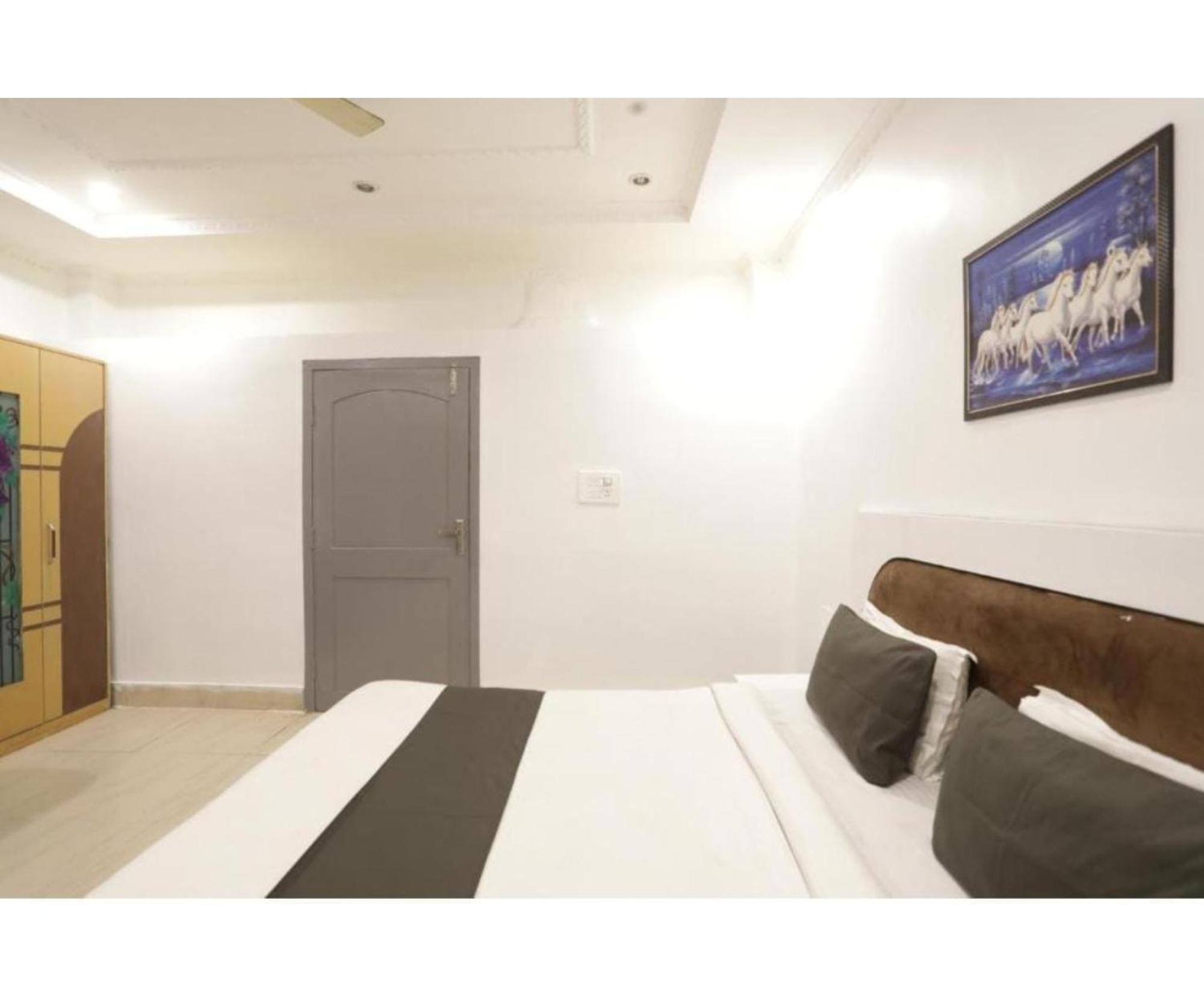 Day S Inn Luxury Stay Near Care Hospital In Budget Friendly Price Best Seller Bhubaneswar Exterior foto